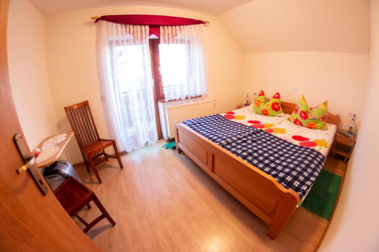 Villa Turisticna Kmetija Dreisiebner à Spicnik Extérieur photo